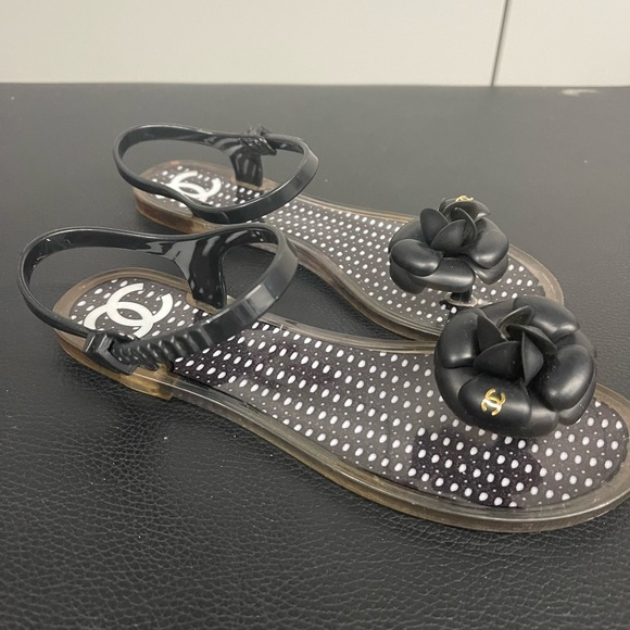 Chanel Black Interlocking CC Logo Rubber Slingback Sandals - Picture 2 of 3